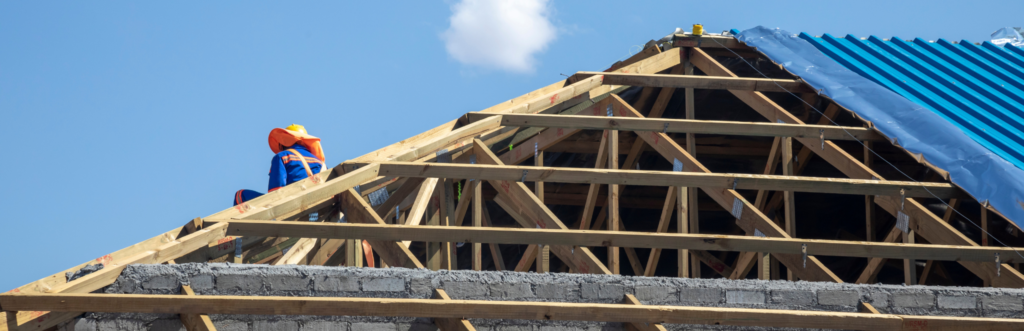 how long does a tile roof last in Florida